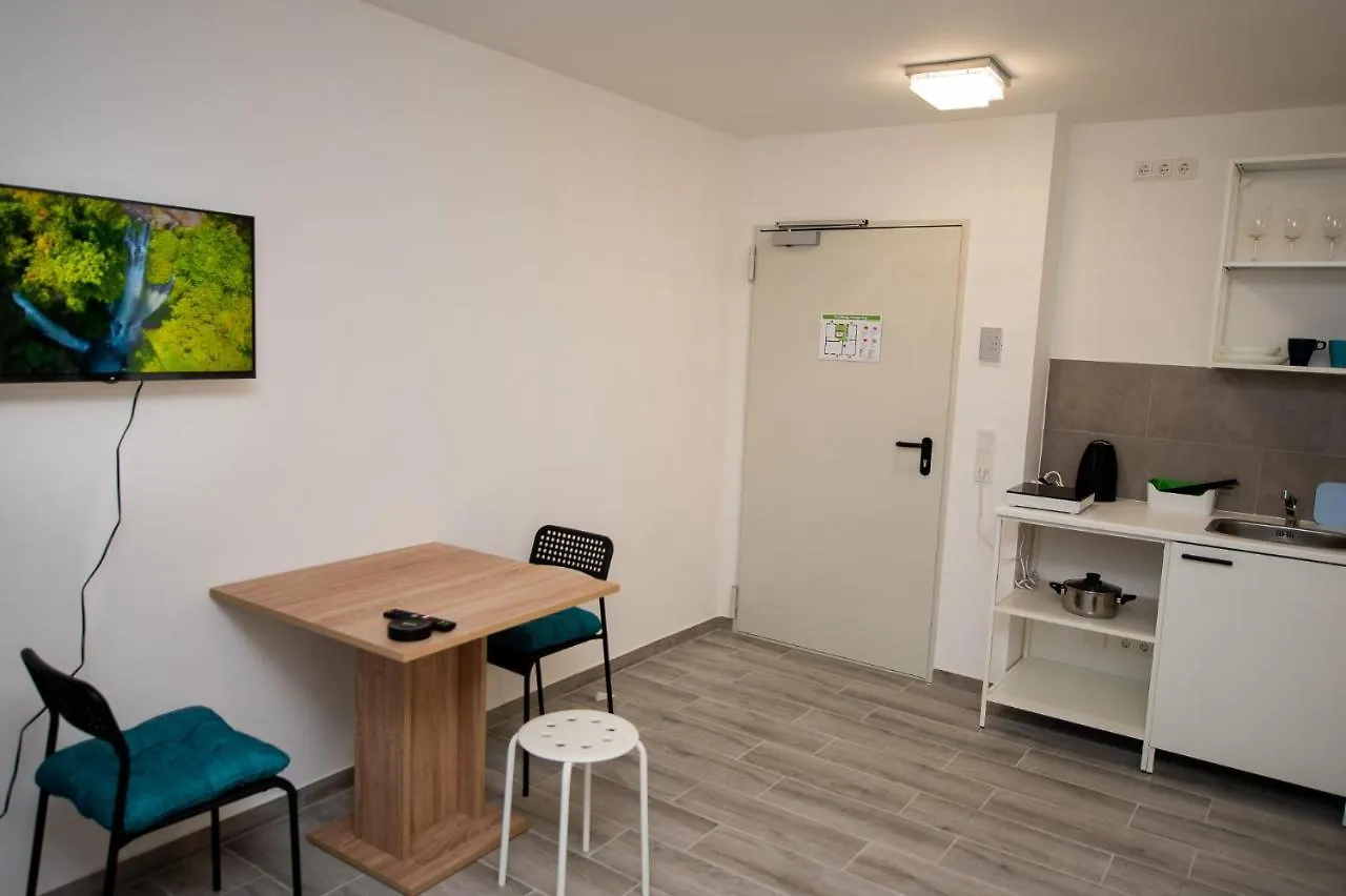 Modern Living Studio Kueche Netflix Inklusive Top Lage Nuremberg Guest house
