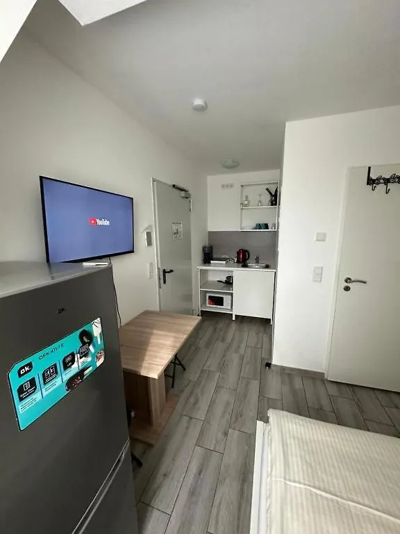Guest house Modern Living Studio Kueche Netflix Inklusive Top Lage Nuremberg Germany
